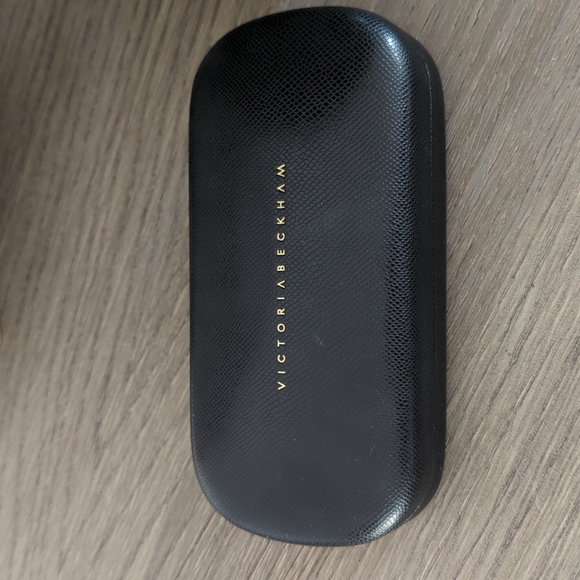 Victoria Beckham Aviator Sunglasses - Picture 6 of 6